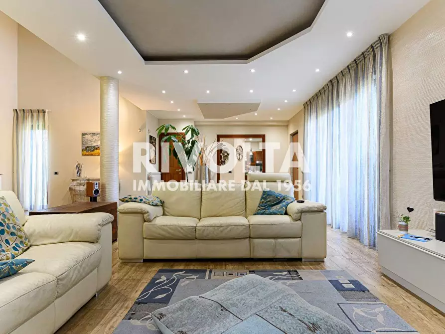 Immagine 25 di Villa in vendita  in via Contessa Entellina a Roma