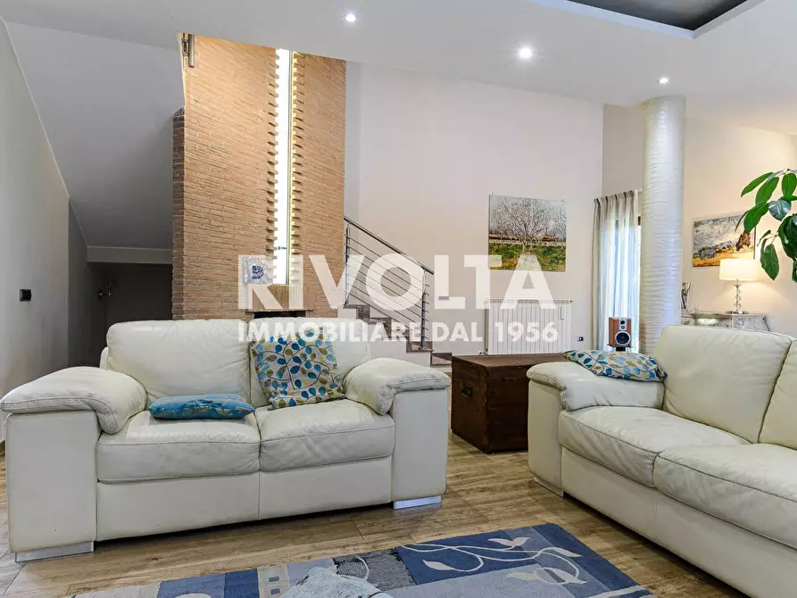 Immagine 27 di Villa in vendita  in via Contessa Entellina a Roma