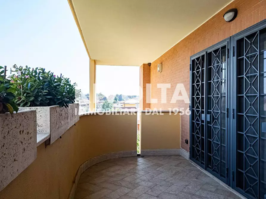 Immagine 51 di Villa in vendita  in via Contessa Entellina a Roma