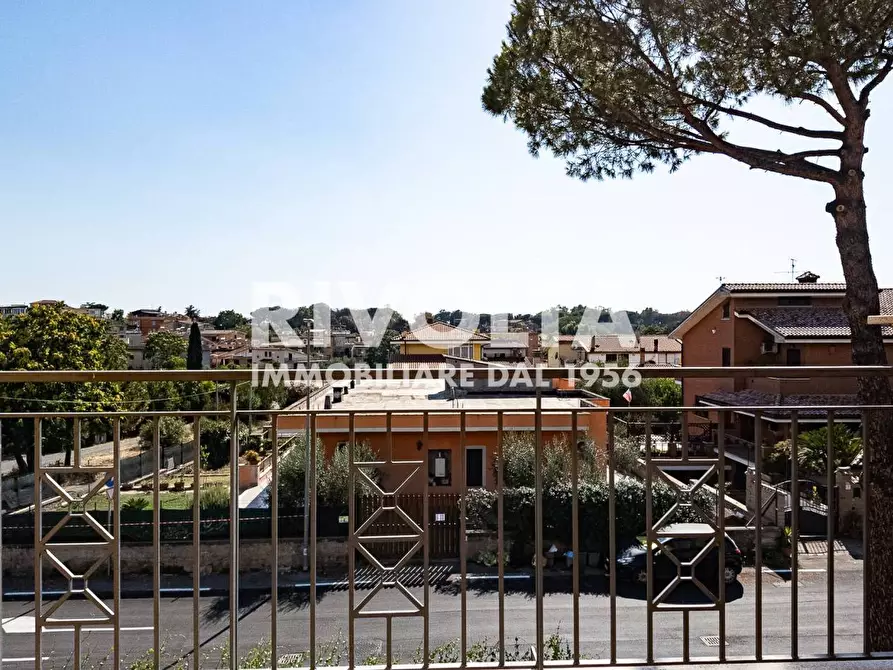 Immagine 52 di Villa in vendita  in via Contessa Entellina a Roma