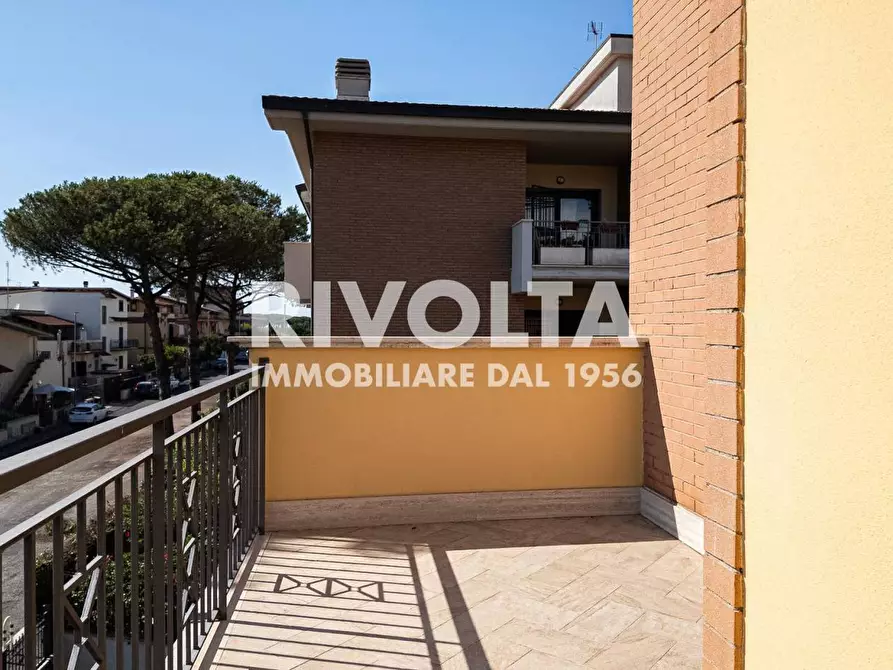 Immagine 75 di Villa in vendita  in via Contessa Entellina a Roma