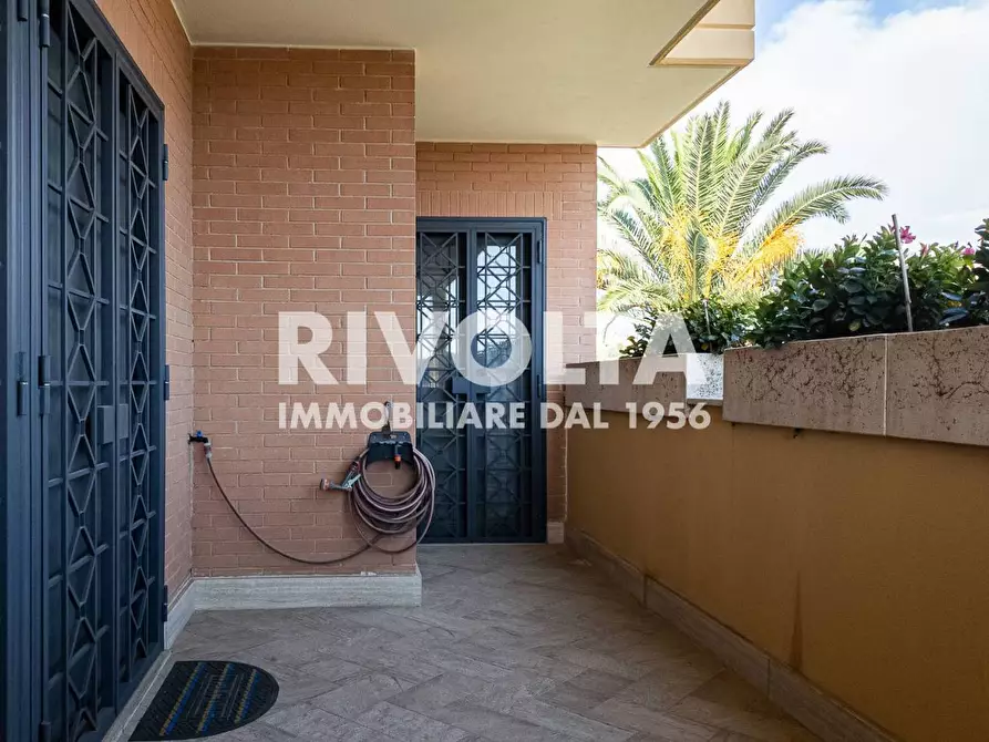 Immagine 76 di Villa in vendita  in via Contessa Entellina a Roma