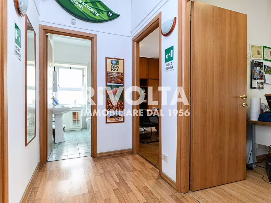 Immagine 22 di Ufficio in vendita  in Via Pietro Antonio Micheli a Roma