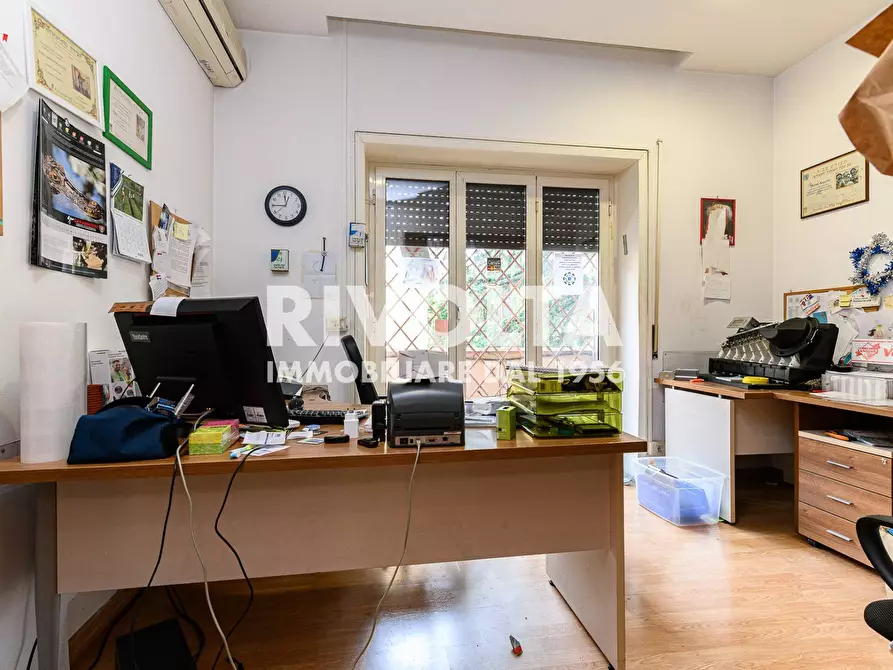 Immagine 24 di Ufficio in vendita  in Via Pietro Antonio Micheli a Roma