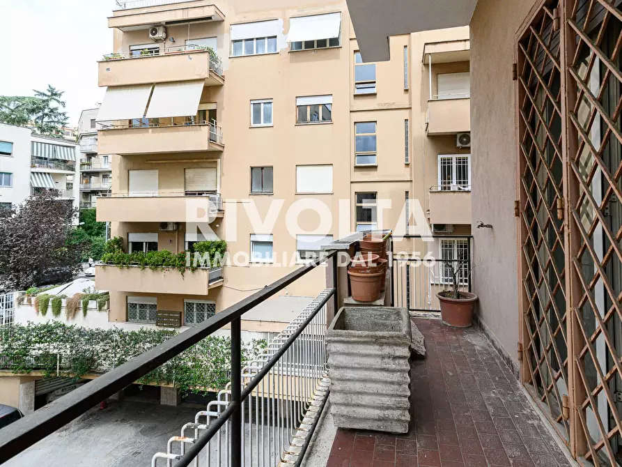 Immagine 36 di Ufficio in vendita  in Via Pietro Antonio Micheli a Roma