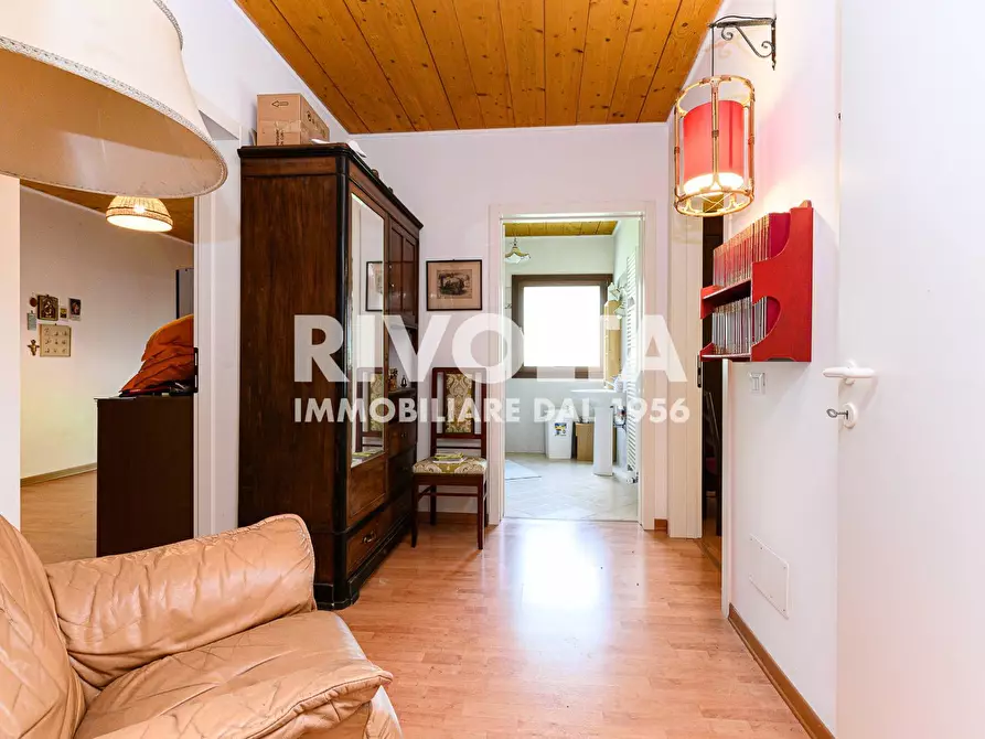 Immagine 20 di Villa in vendita  in Via Roane a Collevecchio