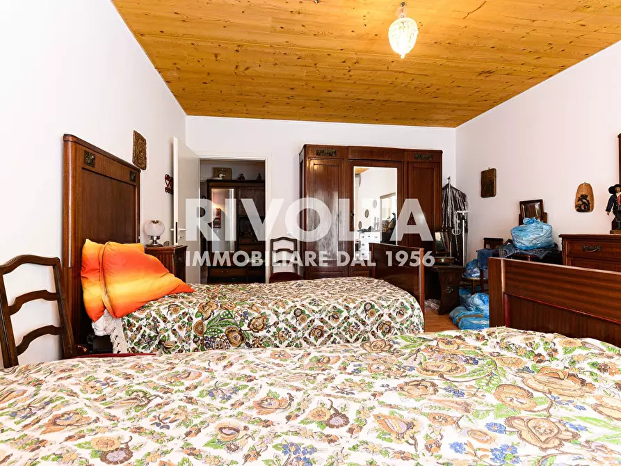 Immagine 22 di Villa in vendita  in Via Roane a Collevecchio