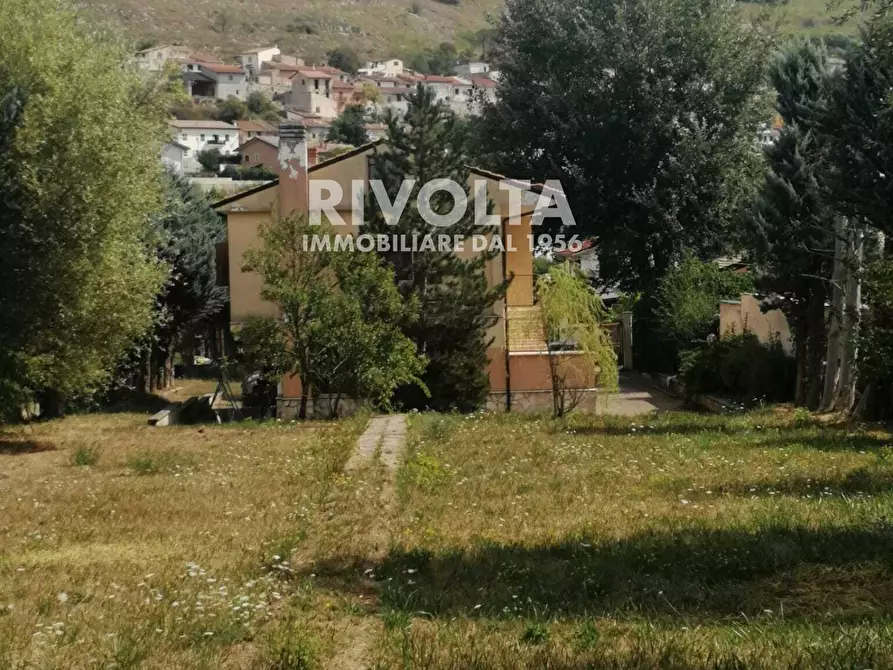 Immagine 8 di Villa in vendita  in Via Dei Cappuccini a Scurcola Marsicana