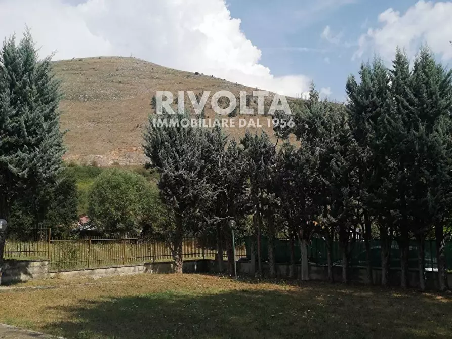 Immagine 20 di Villa in vendita  in Via Dei Cappuccini a Scurcola Marsicana