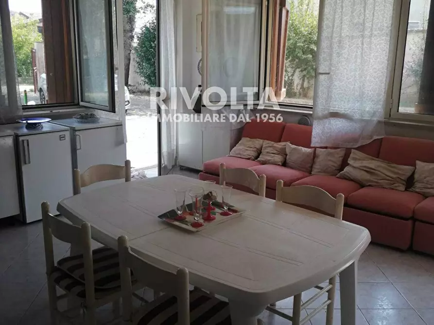 Immagine 26 di Villa in vendita  in Via Dei Cappuccini a Scurcola Marsicana