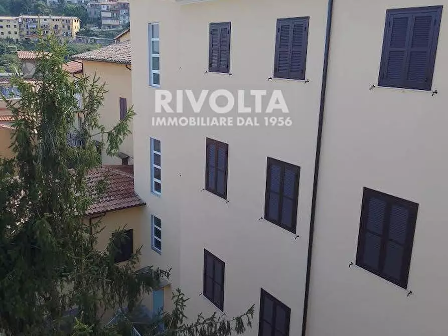 Immagine 1 di Casa indipendente in vendita  in via Antonio Santovetti a Rocca Di Papa