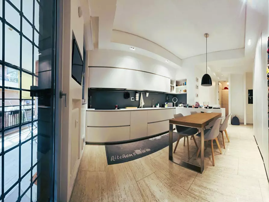 Immagine 47 di Appartamento in vendita  in Via Della Camilluccia a Roma