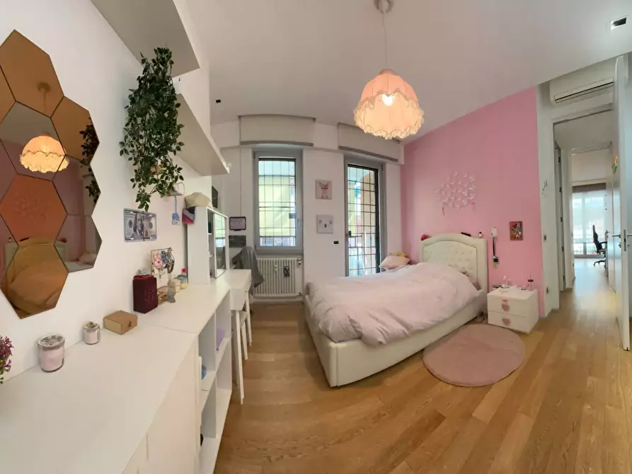 Immagine 34 di Appartamento in vendita  in Via Della Camilluccia a Roma