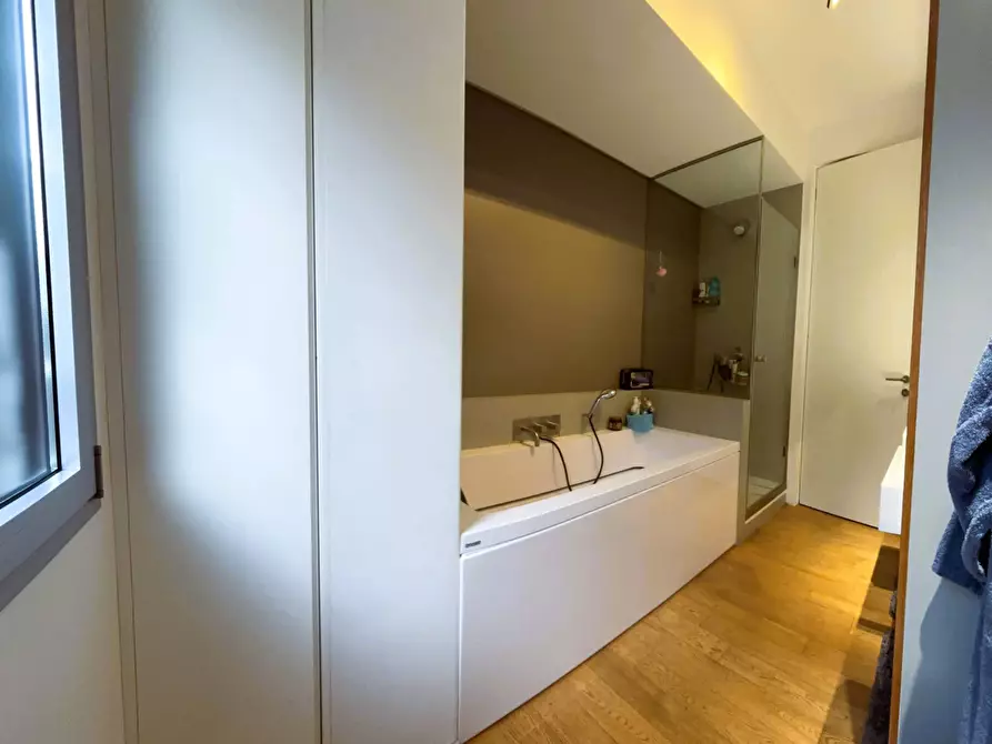 Immagine 51 di Appartamento in vendita  in Via Della Camilluccia a Roma