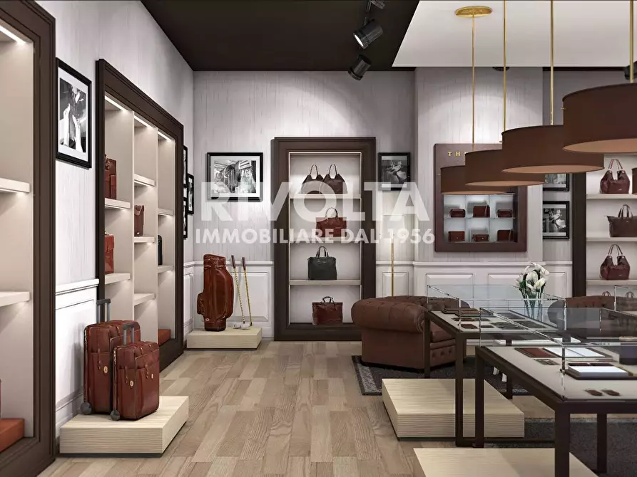 Immagine 2 di Attività commerciale in vendita  in Via Marcantonio Colonna a Roma