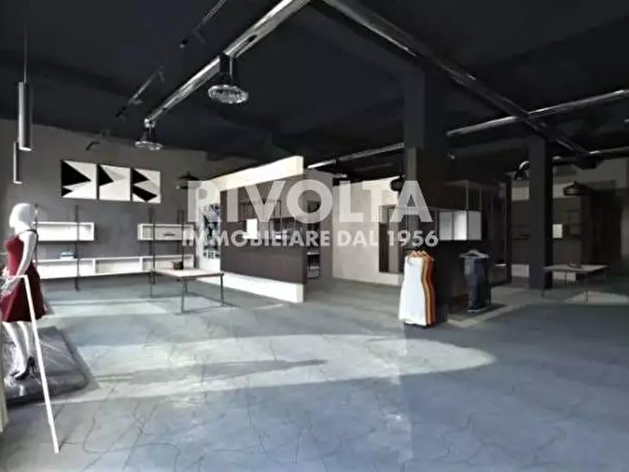 Immagine 6 di Attività commerciale in vendita  in Via Marcantonio Colonna a Roma