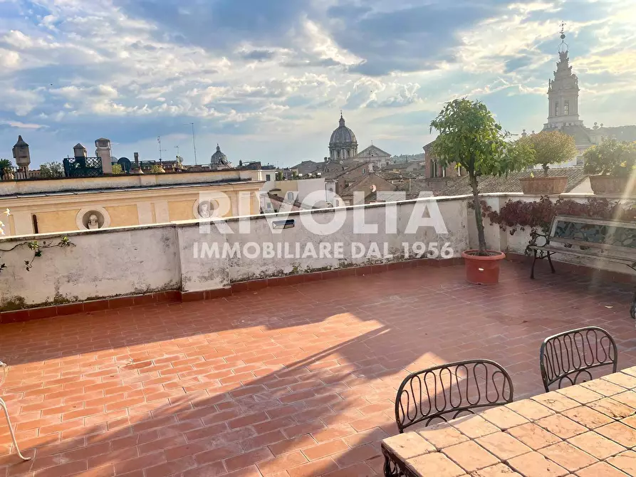 Immagine 12 di Attico in vendita  in Via Di Sant'eustachio a Roma