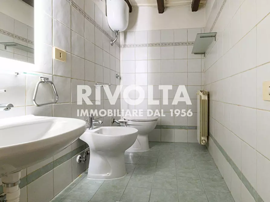 Immagine 2 di Appartamento in affitto  in Via Di Campo Marzio a Roma