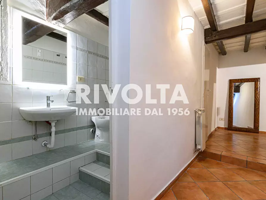 Immagine 4 di Appartamento in affitto  in Via Di Campo Marzio a Roma