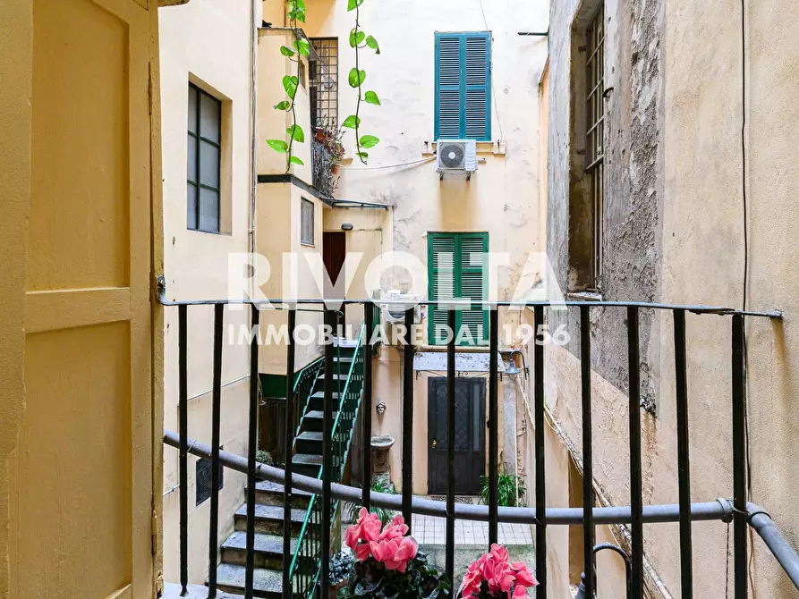 Immagine 8 di Appartamento in affitto  in Via Di Campo Marzio a Roma