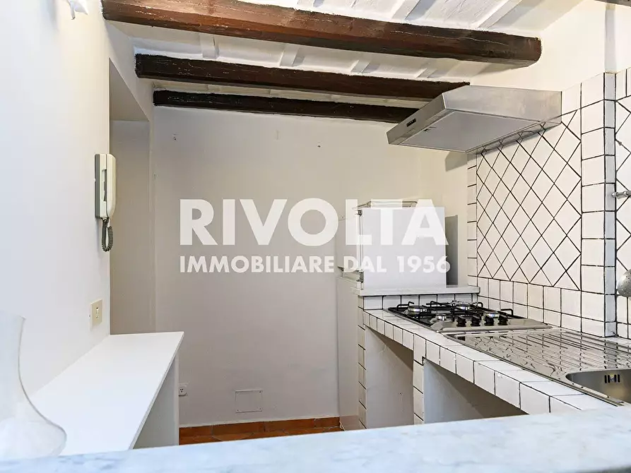 Immagine 17 di Appartamento in affitto  in Via Di Campo Marzio a Roma