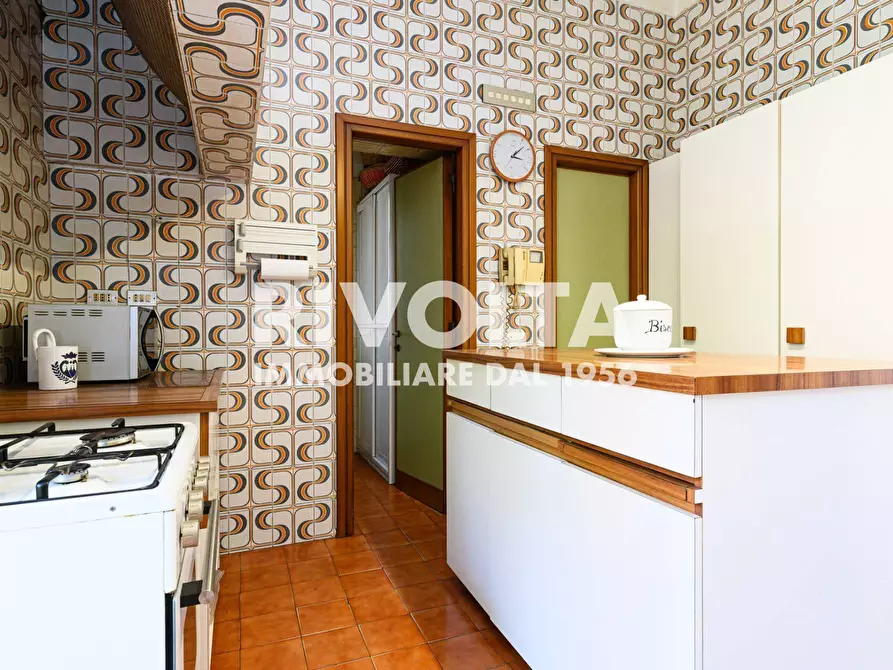 Immagine 29 di Villa in vendita  in Via Della Cisa a Roma