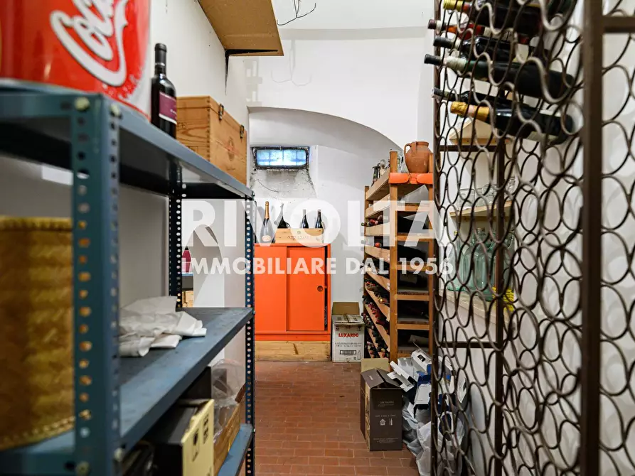 Immagine 32 di Villa in vendita  in Via Della Cisa a Roma