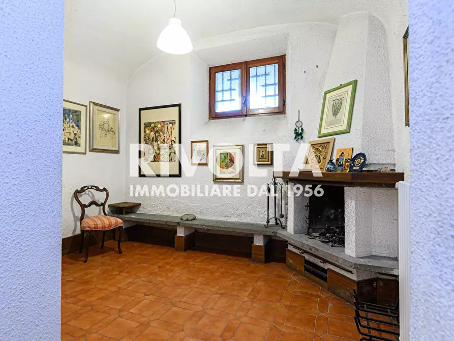 Immagine 39 di Villa in vendita  in Via Della Cisa a Roma