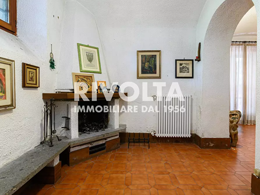Immagine 40 di Villa in vendita  in Via Della Cisa a Roma