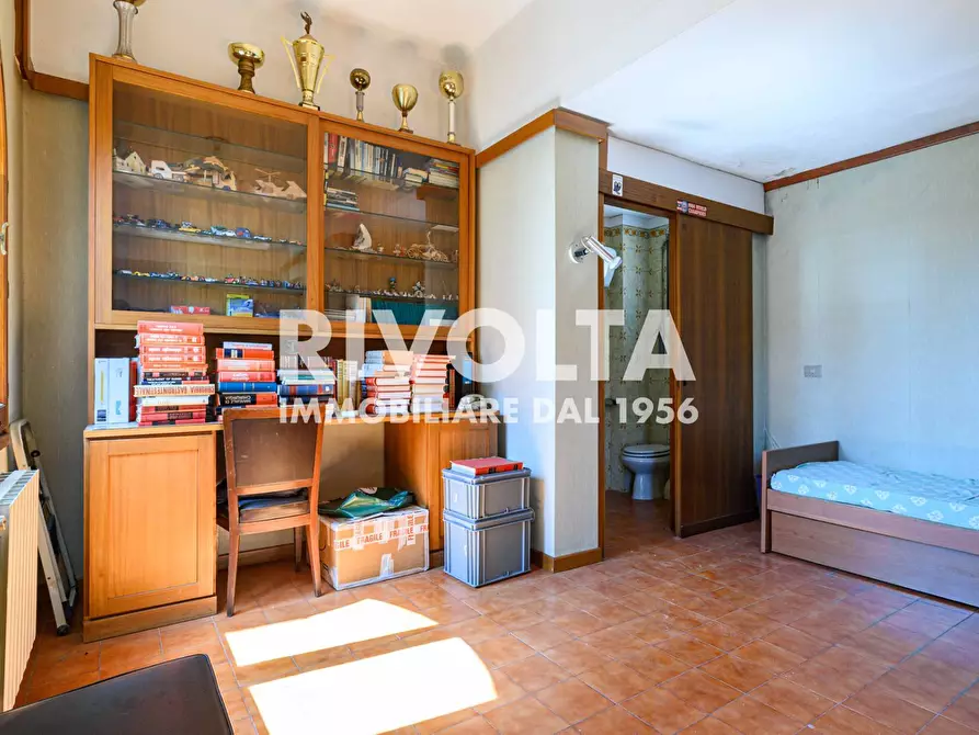 Immagine 80 di Villa in vendita  in Via Della Cisa a Roma