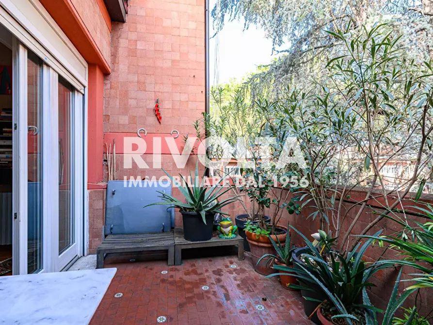 Immagine 5 di Attico in vendita  in Via Pienza a Roma