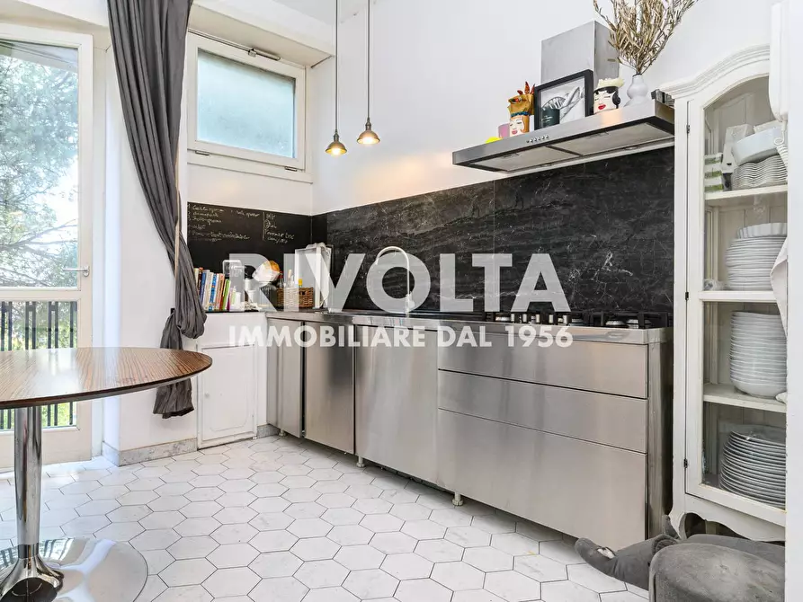 Immagine 13 di Attico in vendita  in Via Pienza a Roma