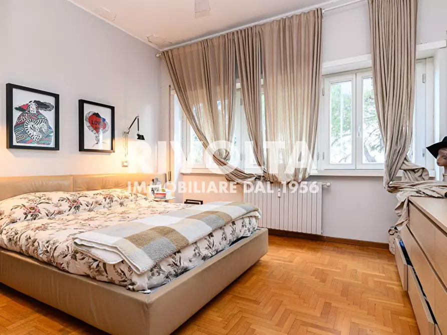 Immagine 29 di Attico in vendita  in Via Pienza a Roma