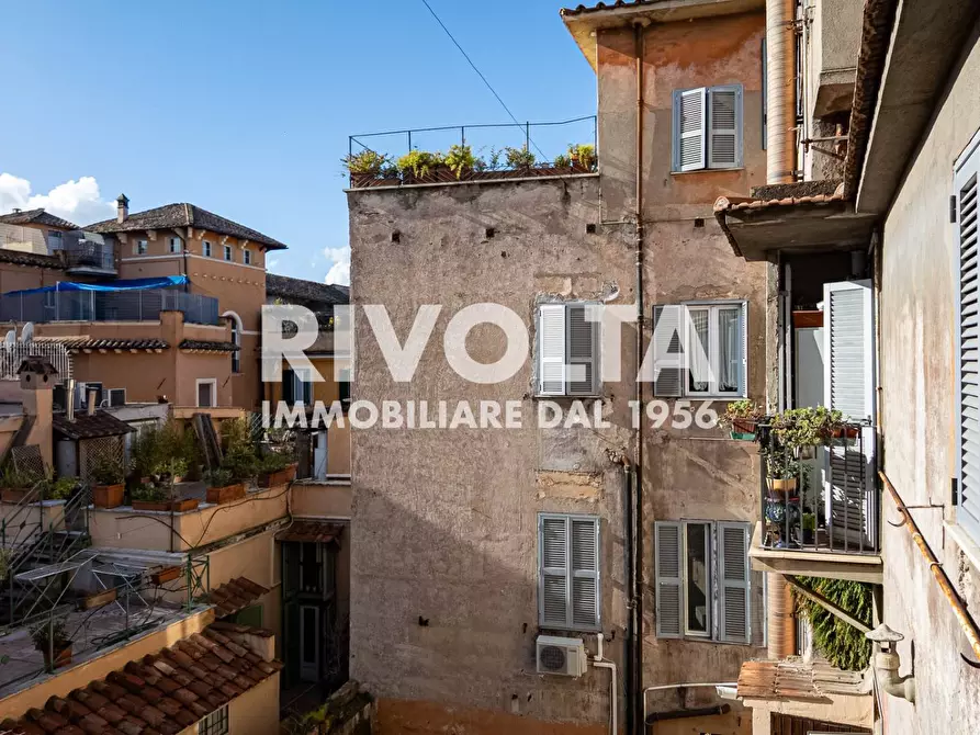 Immagine 7 di Appartamento in affitto  in Piazza In Piscinula a Roma