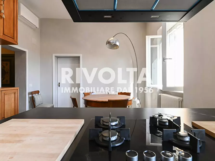 Immagine 15 di Appartamento in affitto  in Piazza In Piscinula a Roma
