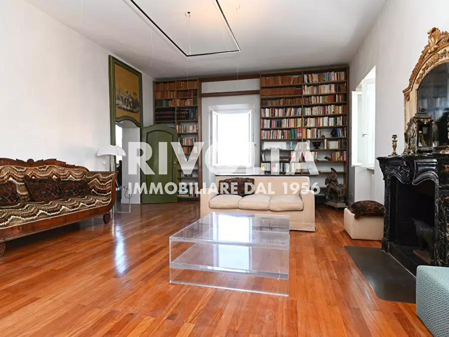 Immagine 2 di Appartamento in affitto  in Piazza In Piscinula a Roma