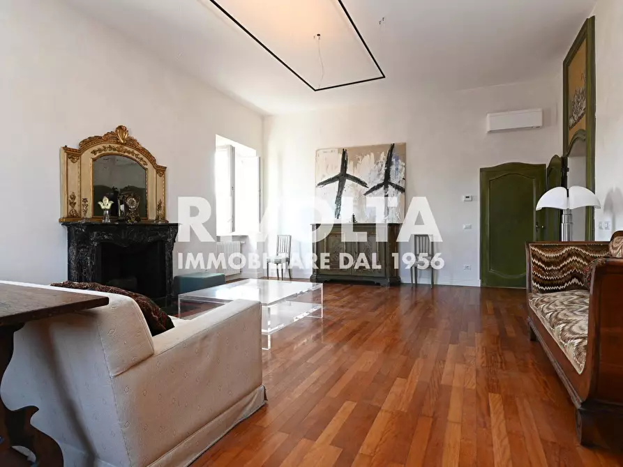 Immagine 19 di Appartamento in affitto  in Piazza In Piscinula a Roma