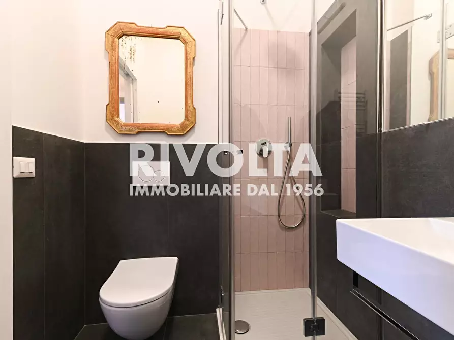 Immagine 28 di Appartamento in affitto  in Piazza In Piscinula a Roma