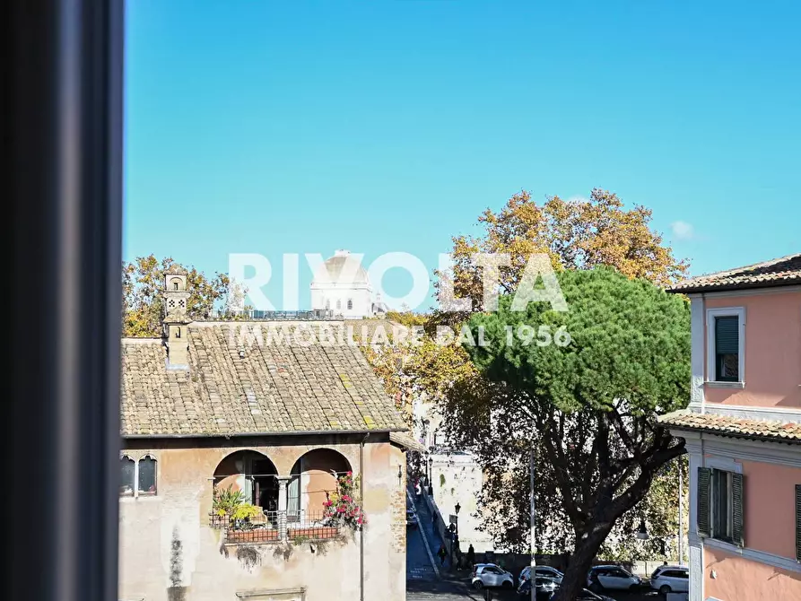 Immagine 33 di Appartamento in affitto  in Piazza In Piscinula a Roma