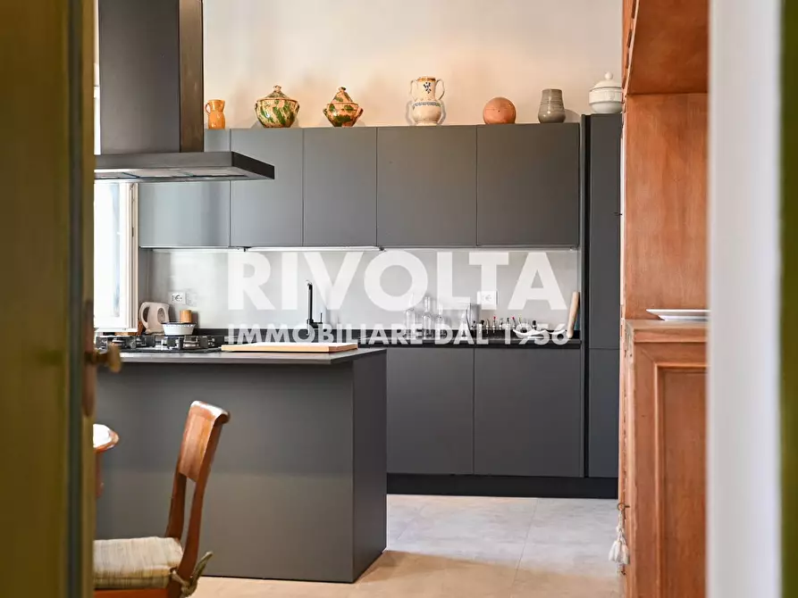 Immagine 38 di Appartamento in affitto  in Piazza In Piscinula a Roma