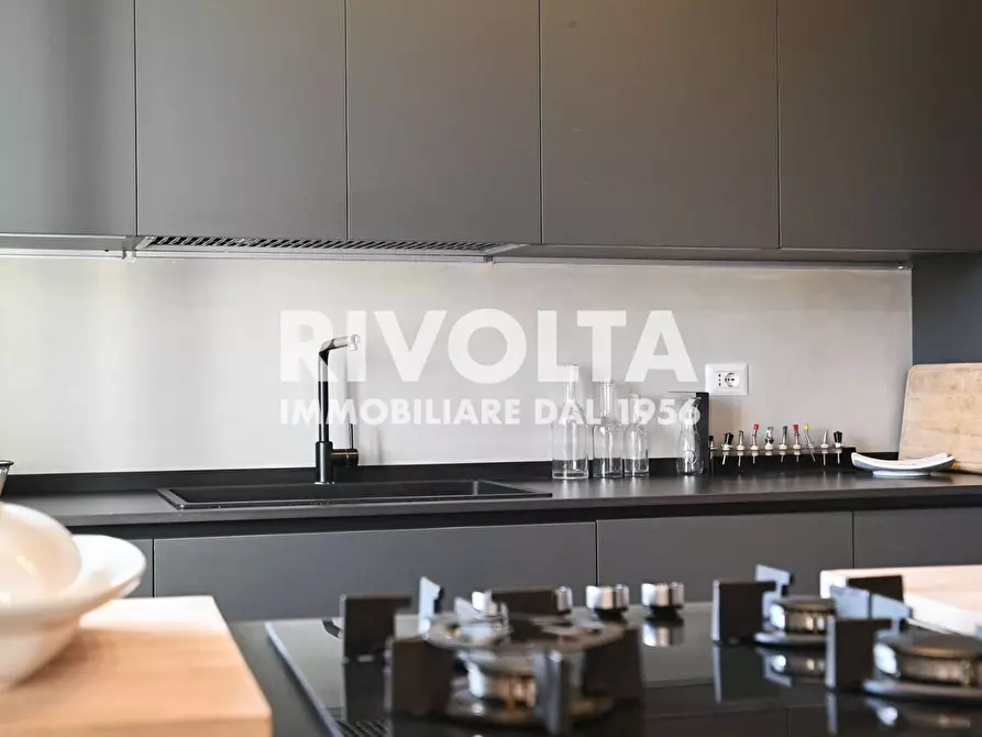 Immagine 39 di Appartamento in affitto  in Piazza In Piscinula a Roma