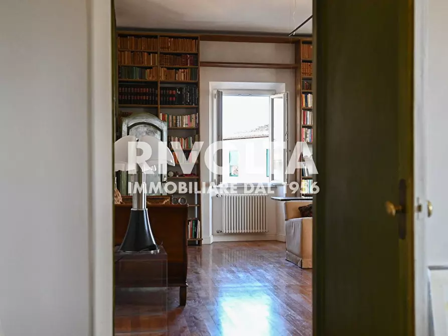 Immagine 40 di Appartamento in affitto  in Piazza In Piscinula a Roma