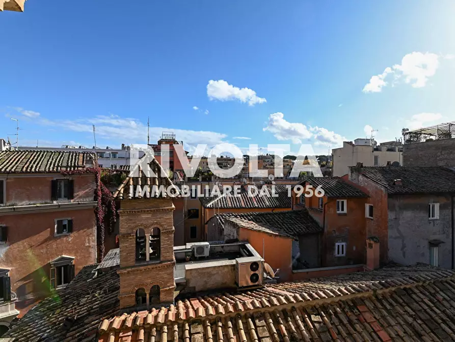 Immagine 42 di Appartamento in affitto  in Piazza In Piscinula a Roma