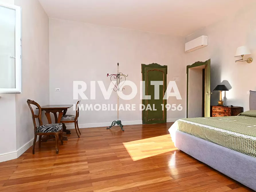 Immagine 55 di Appartamento in affitto  in Piazza In Piscinula a Roma