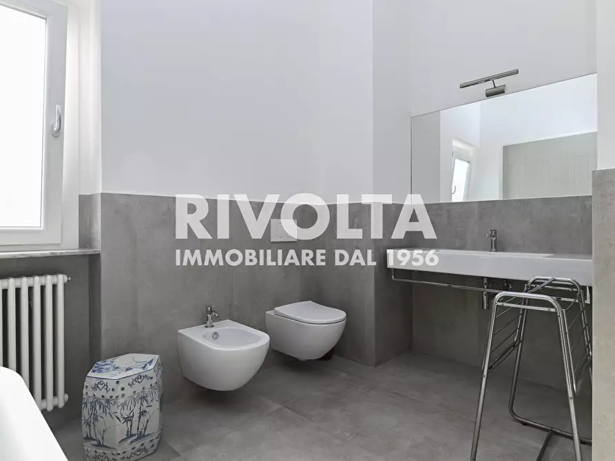 Immagine 59 di Appartamento in affitto  in Piazza In Piscinula a Roma