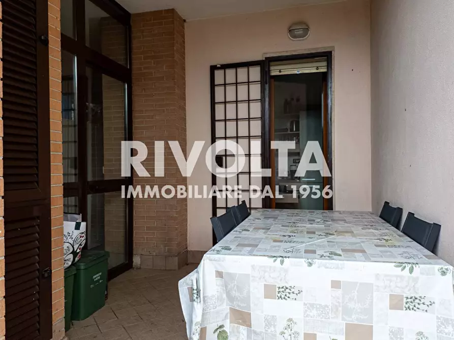 Immagine 8 di Appartamento in vendita  a Roma