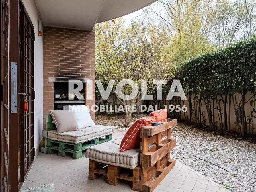 Immagine 10 di Appartamento in vendita  a Roma