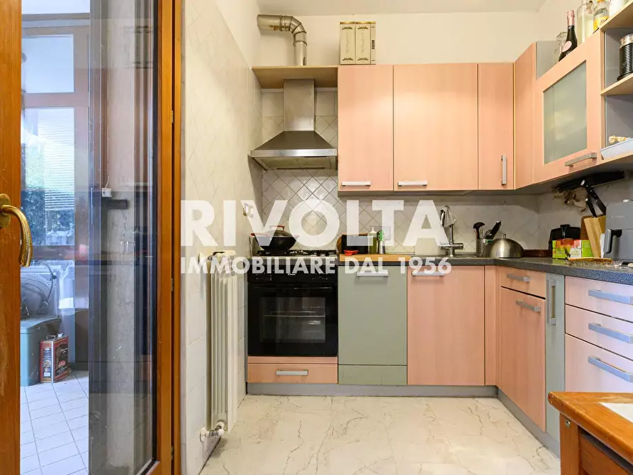 Immagine 18 di Appartamento in vendita  a Roma