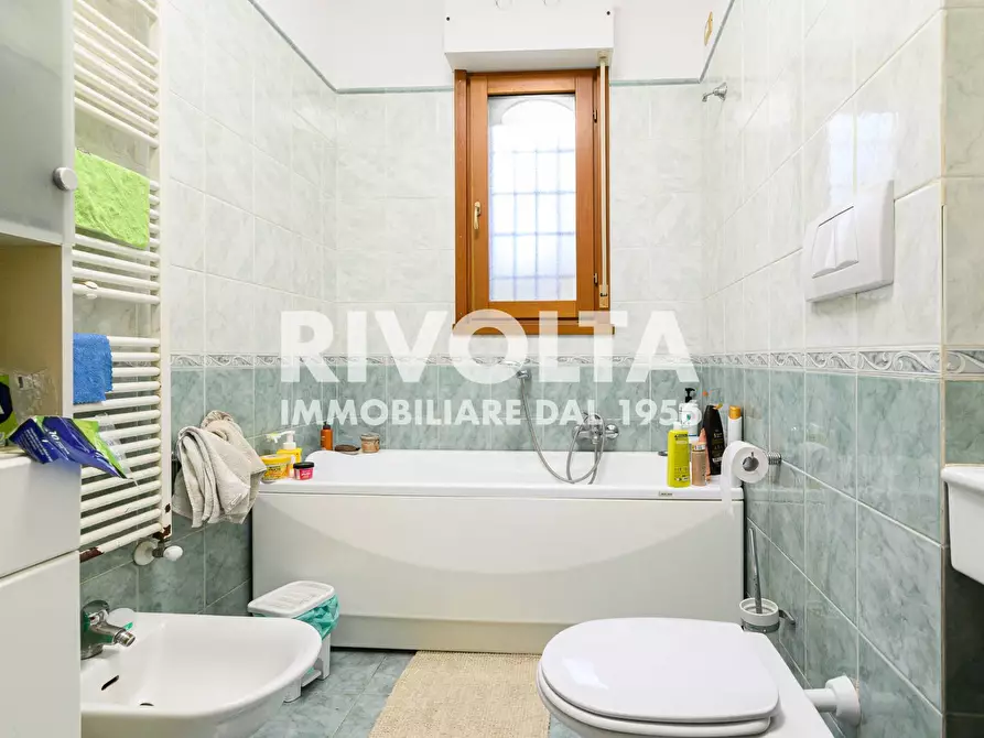 Immagine 25 di Appartamento in vendita  a Roma