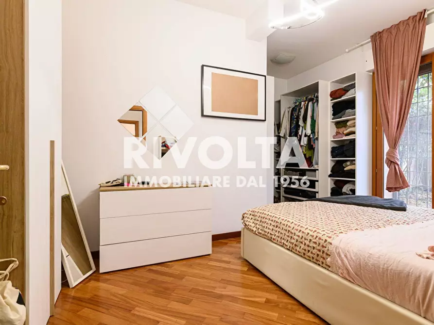 Immagine 27 di Appartamento in vendita  a Roma
